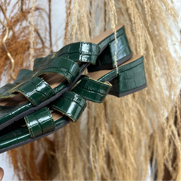 Aquatalia green leather step in sandal faux croc size 7 made in Italy - Picture 3 of 11